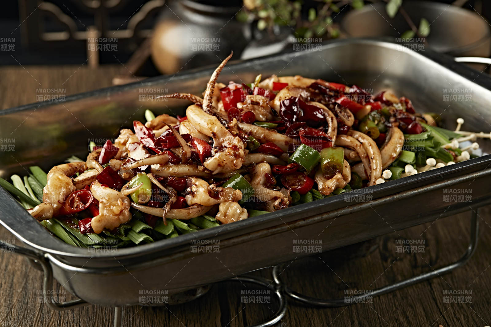 麻辣酱香鱿鱼须图片