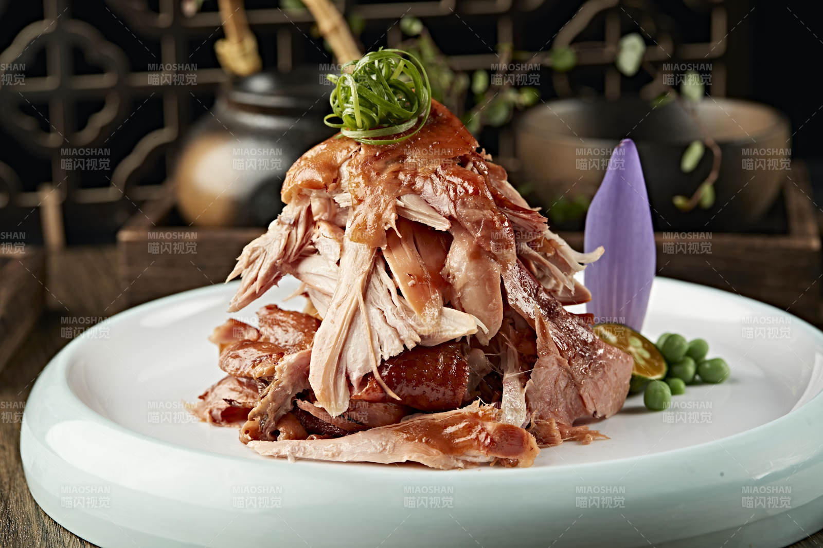 美味手撕熏鸡图片