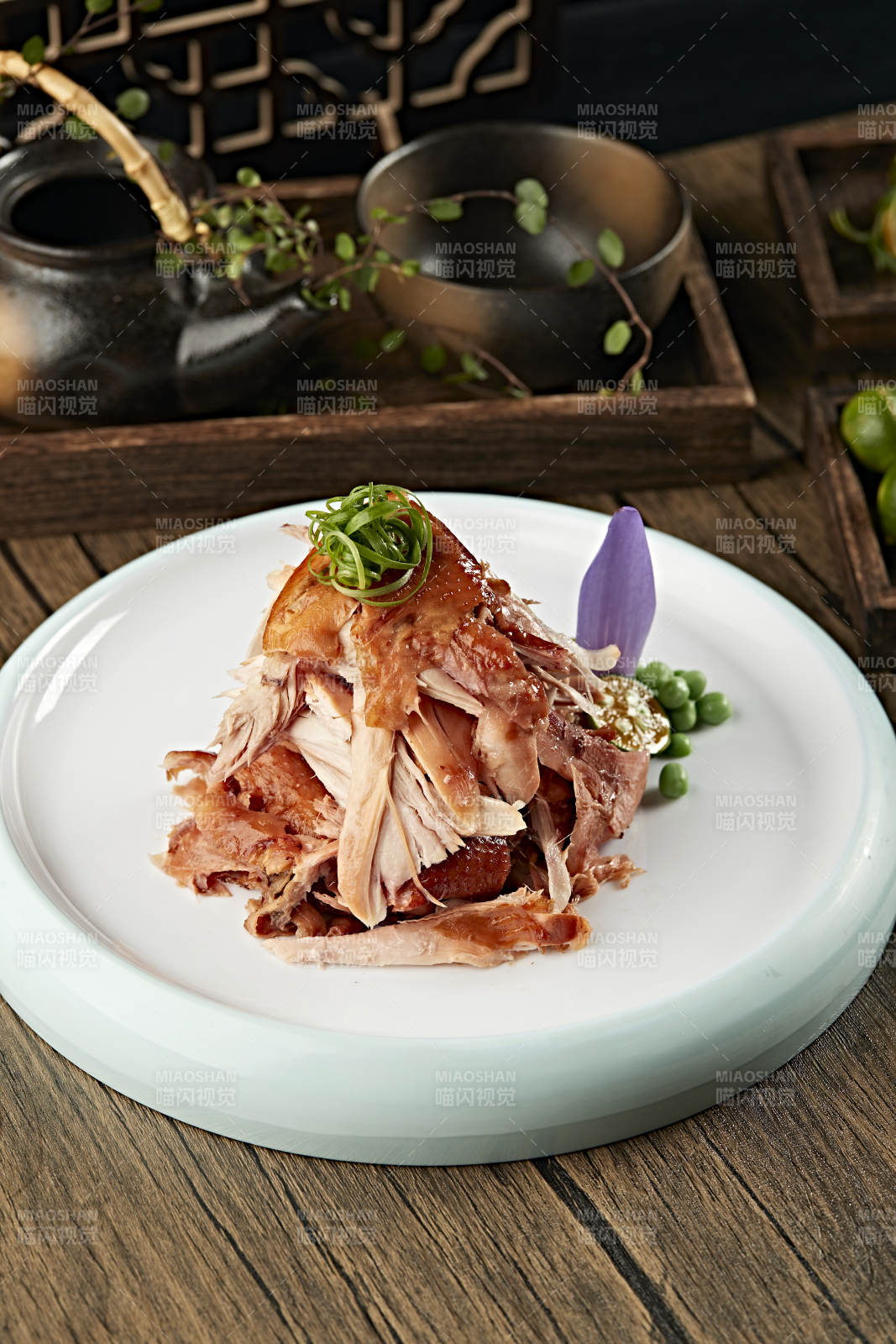 美味手撕熏鸡图片