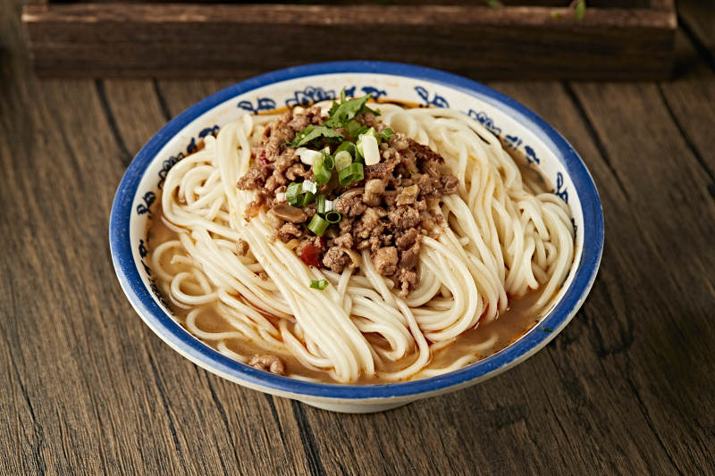 牛肉岐山臊子面图片