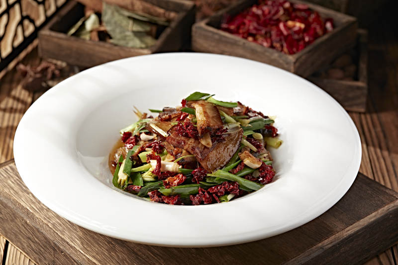 香辣蒜苗炒腊肉图片