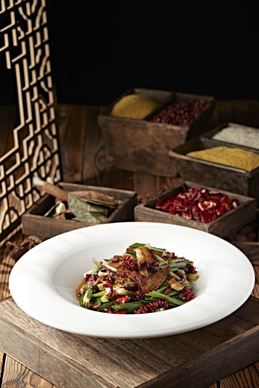 香辣蒜苗炒腊肉图片