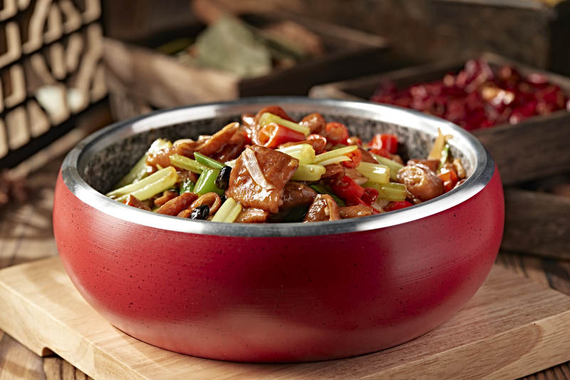 豆豉米椒西芹烧肥肠图片