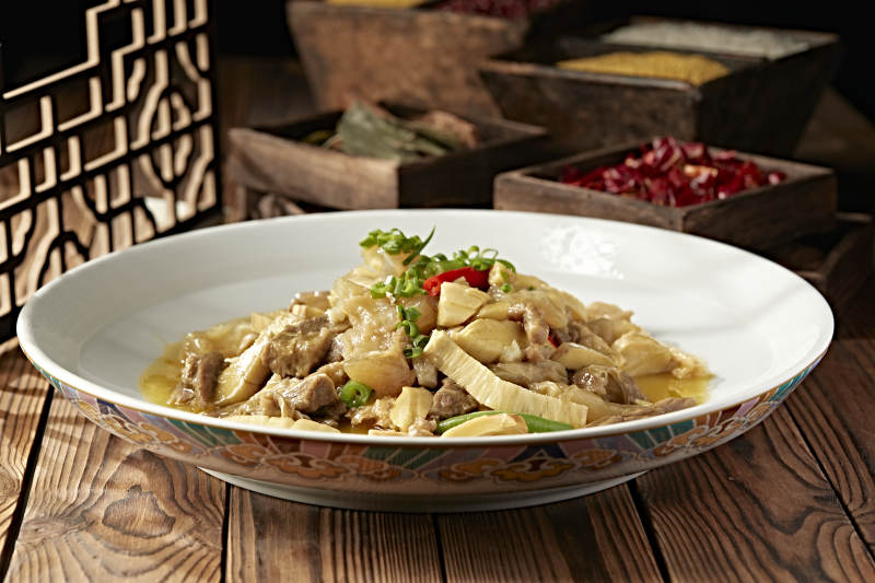 白烧牛筋头巴脑板筋牛腩蹄筋图片