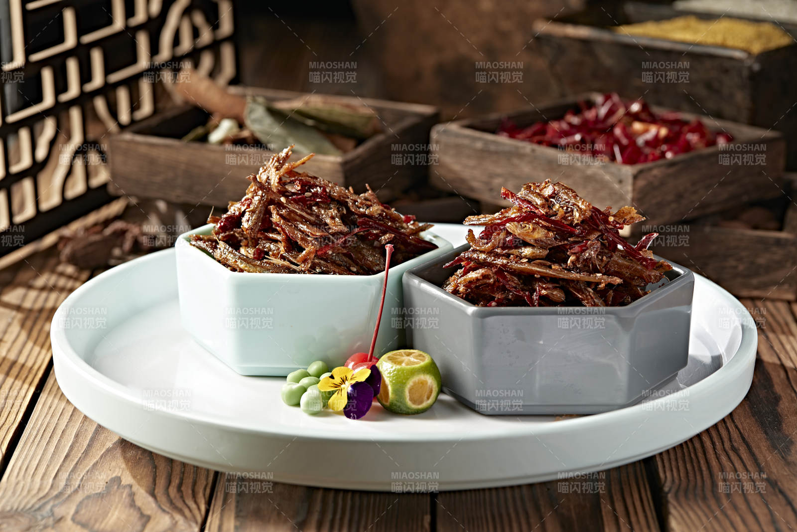 精品小凉菜辣味香酥小银鱼图片