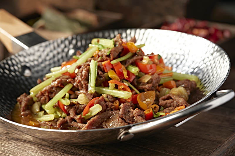 西芹剁椒小炒黄牛肉图片