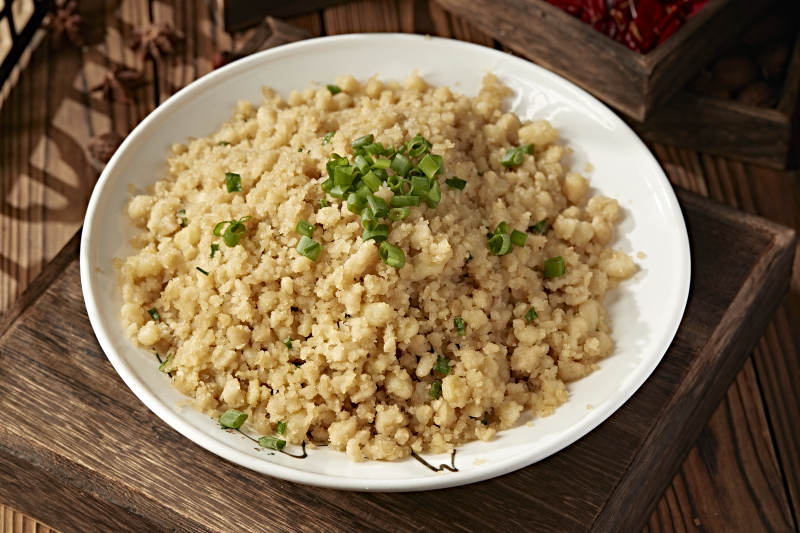 张家口农家美食炒莜面傀儡图片