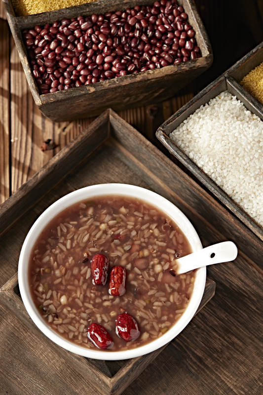 传统节气美食八宝腊八粥图片