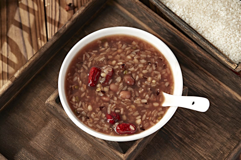 传统节气美食八宝腊八粥图片