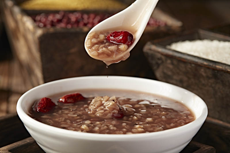 传统节气美食八宝腊八粥图片