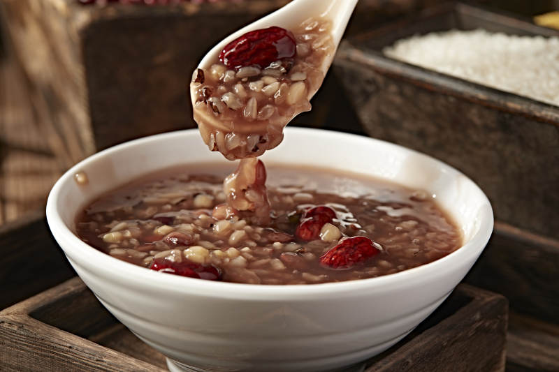 传统节气美食八宝腊八粥图片