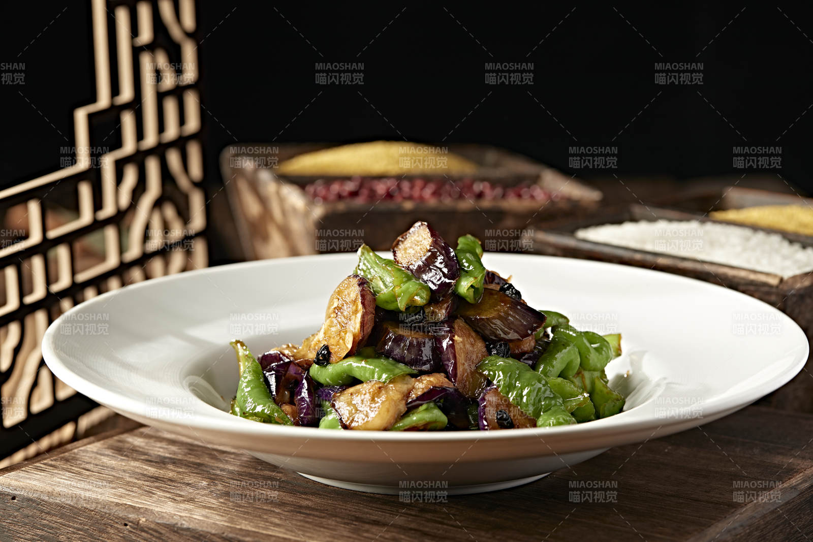 豆豉青辣椒烧茄子图片