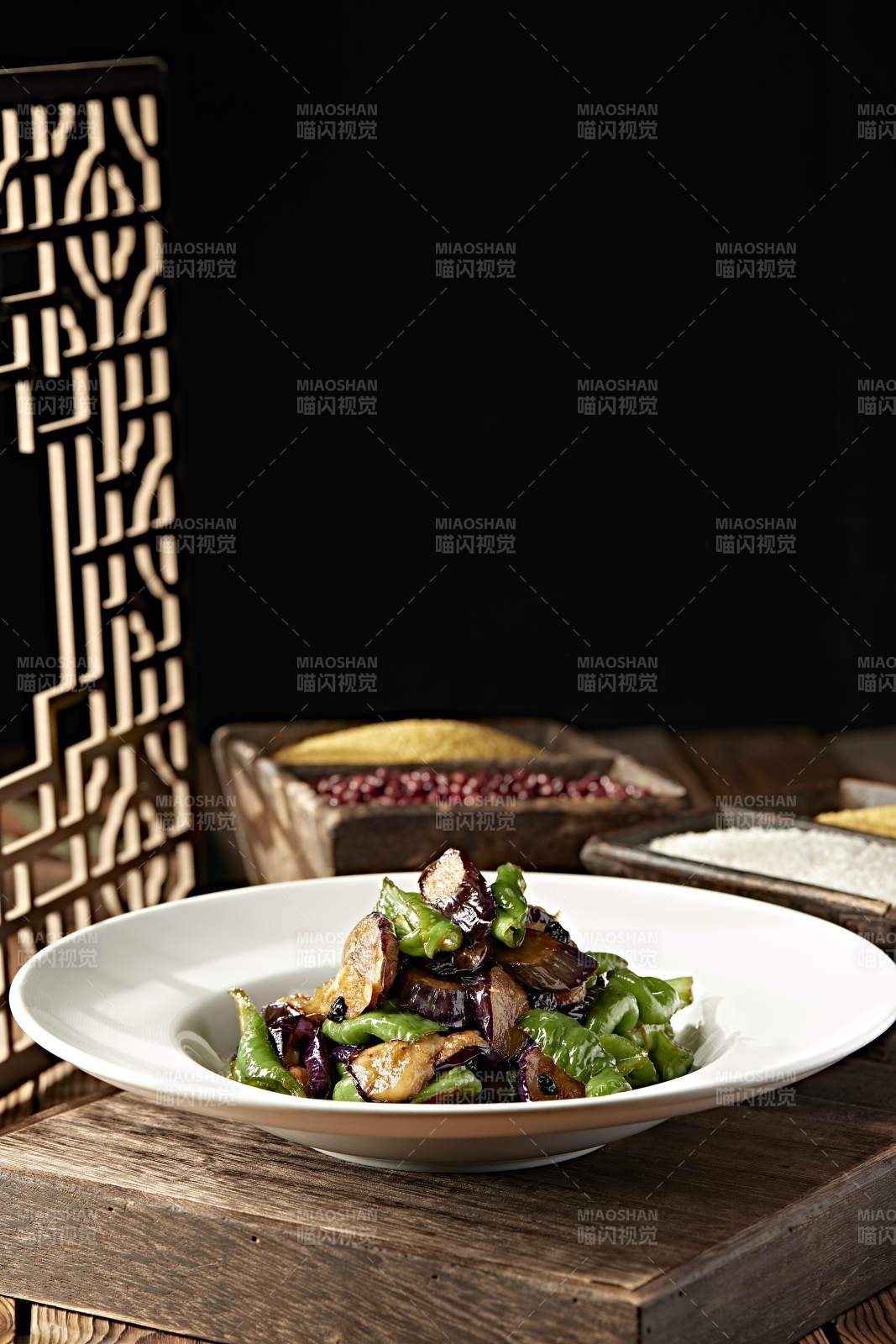 豆豉青辣椒烧茄子图片