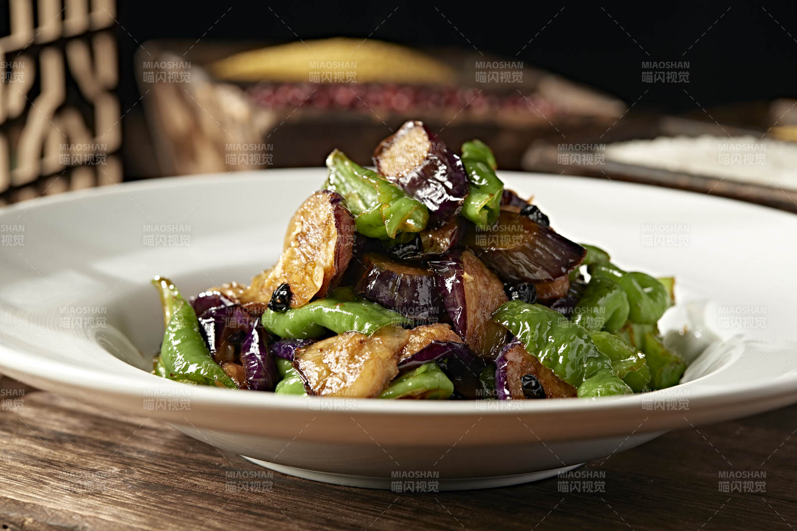 豆豉青辣椒烧茄子图片