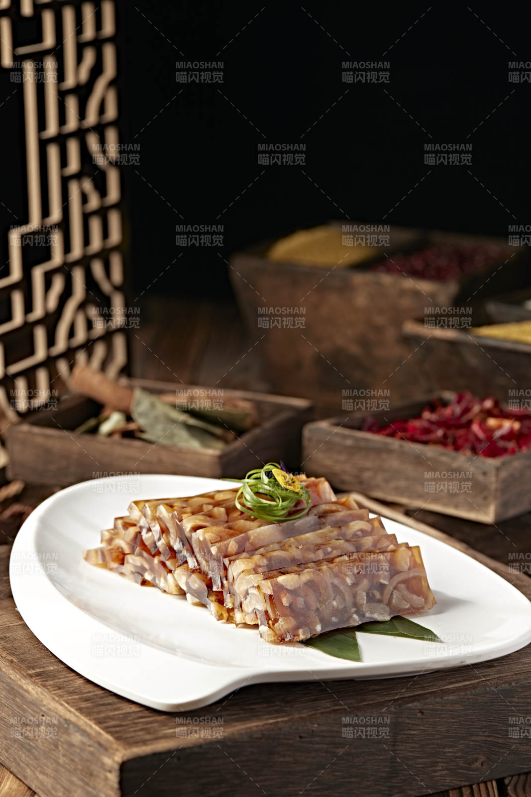 琥珀水晶猪皮冻图片