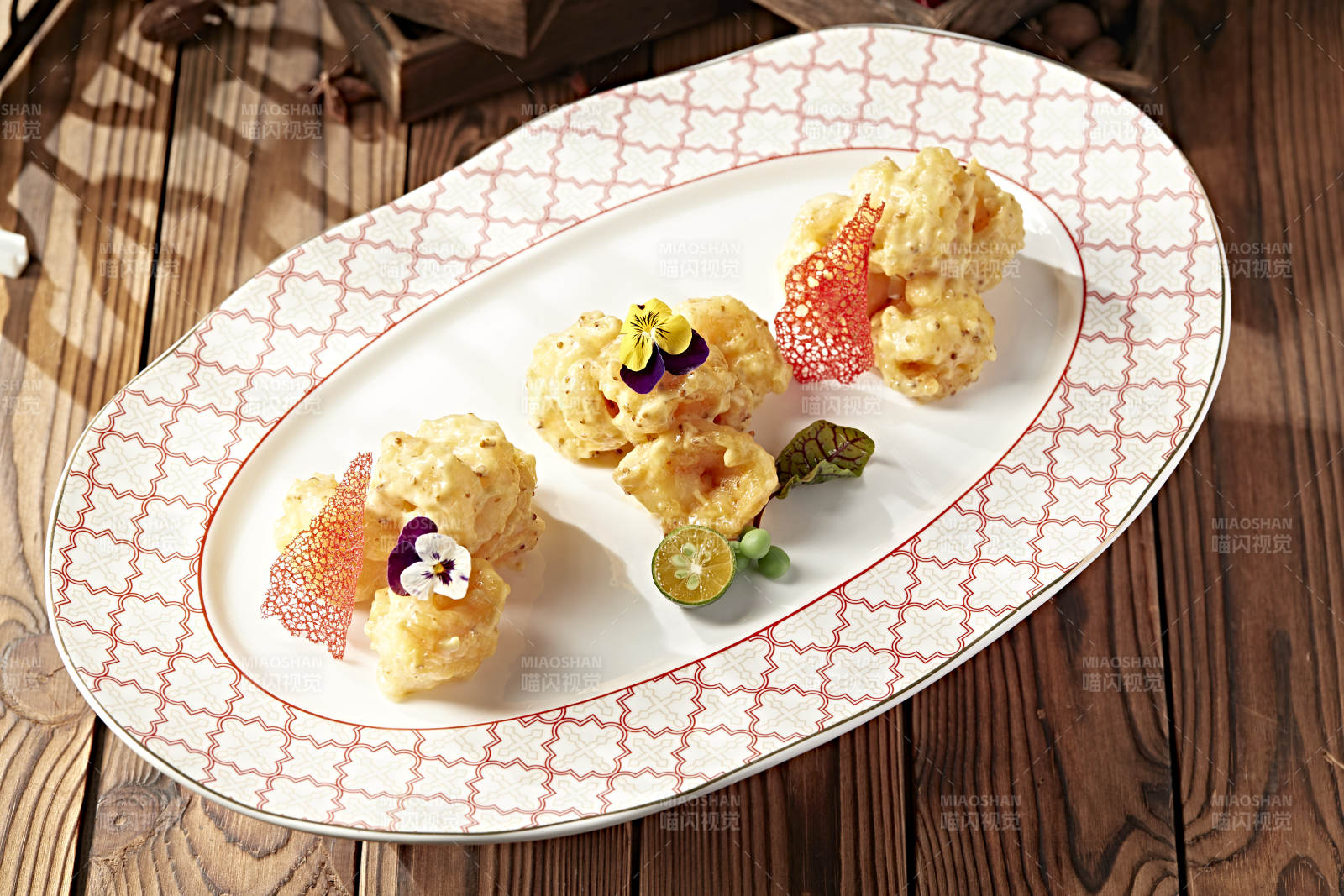 芝士酱芥末蜂蜜大虾球图片