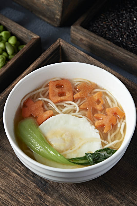 一碗长寿面生日面图片