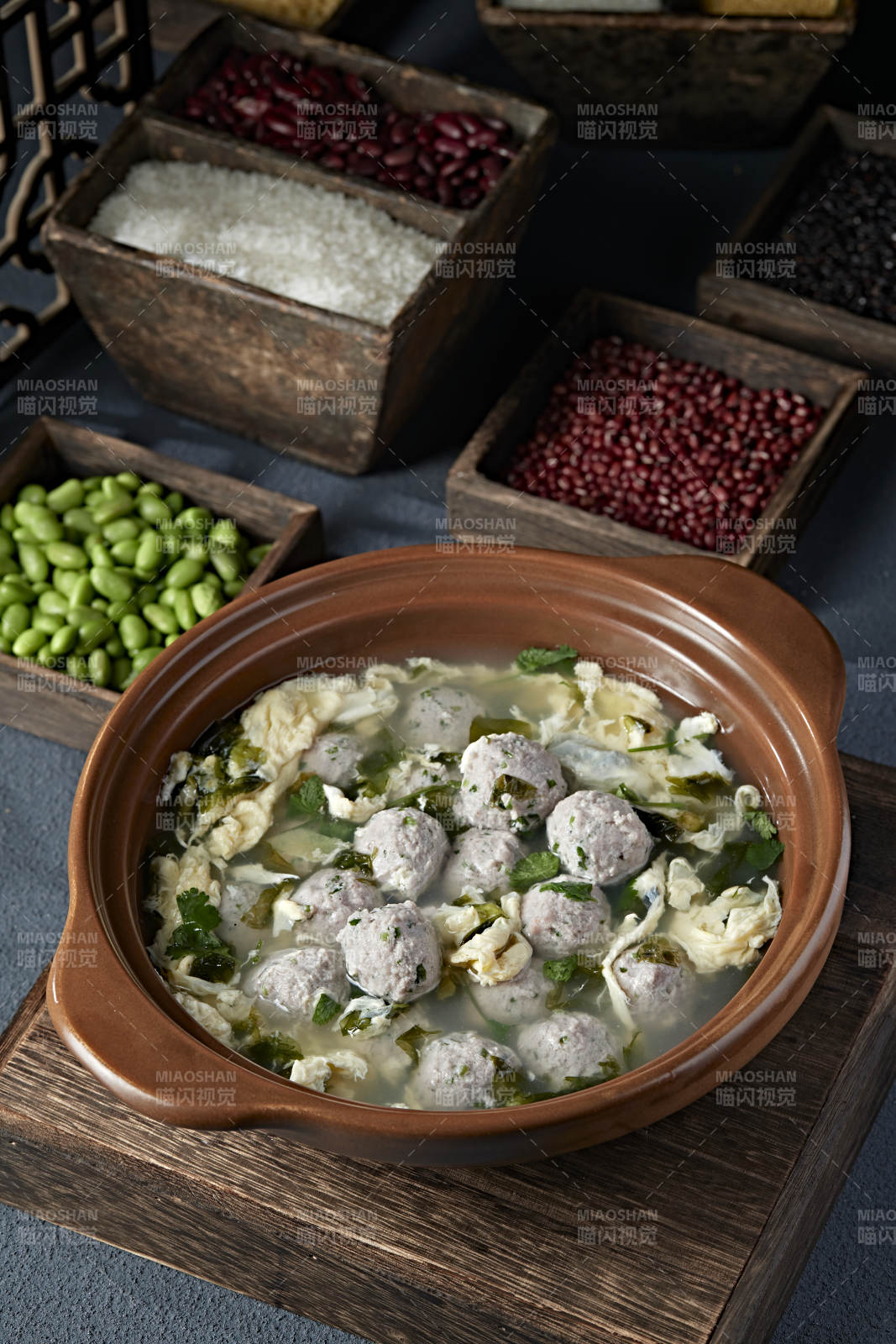 石锅香菜丸子鸡蛋汤图片