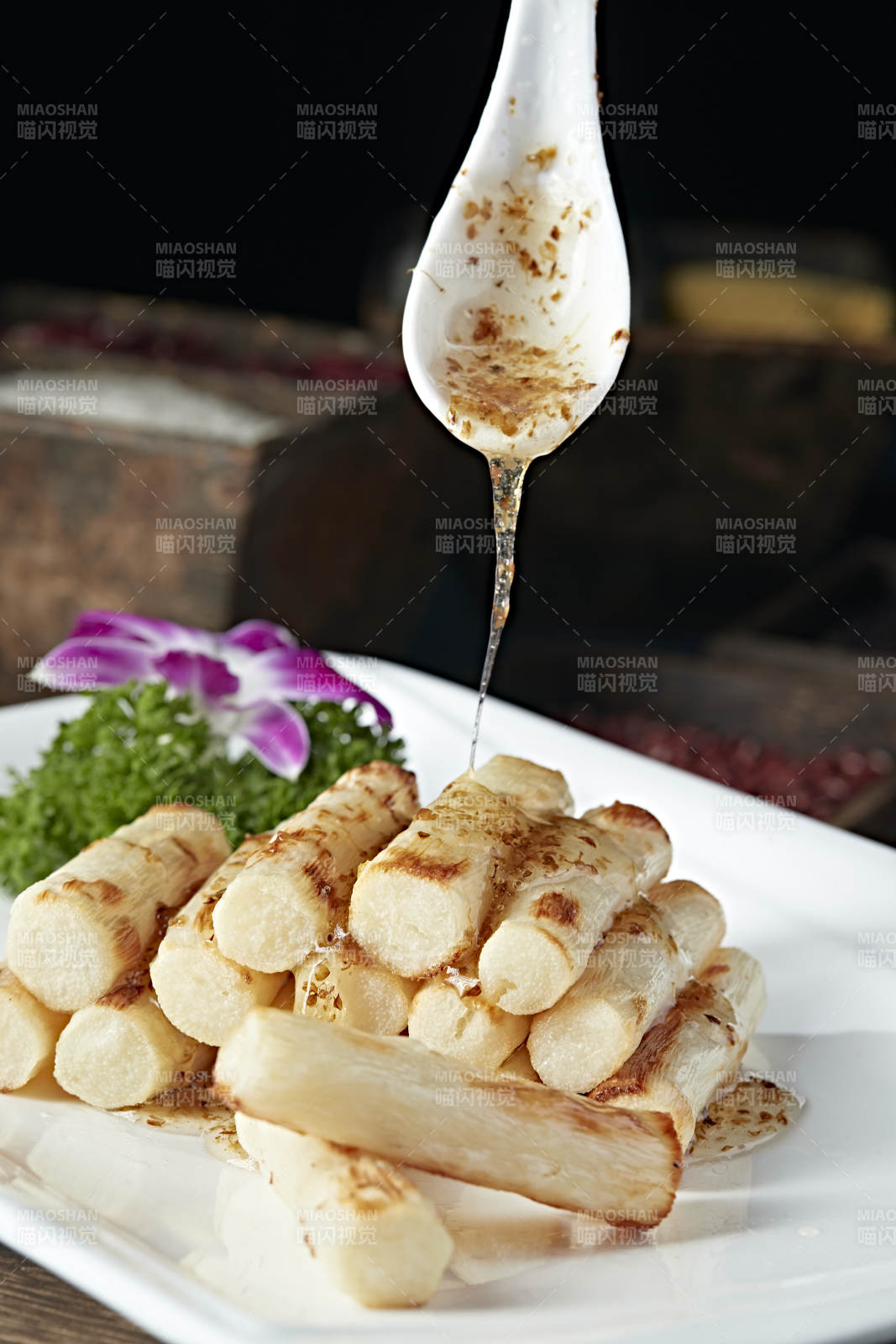 香烤马牙长山药配桂花蜜图片