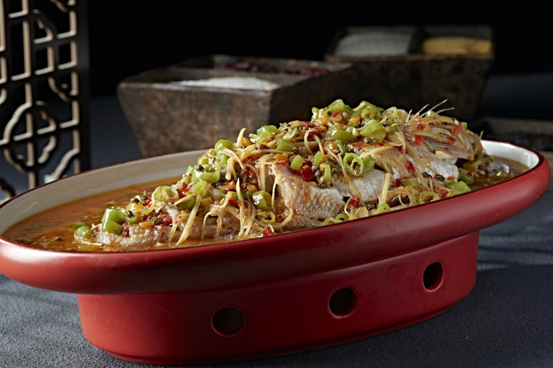 川味椒麻香水海鲈鱼图片