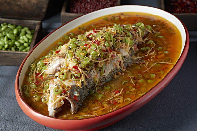 川味椒麻香水海鲈鱼图片