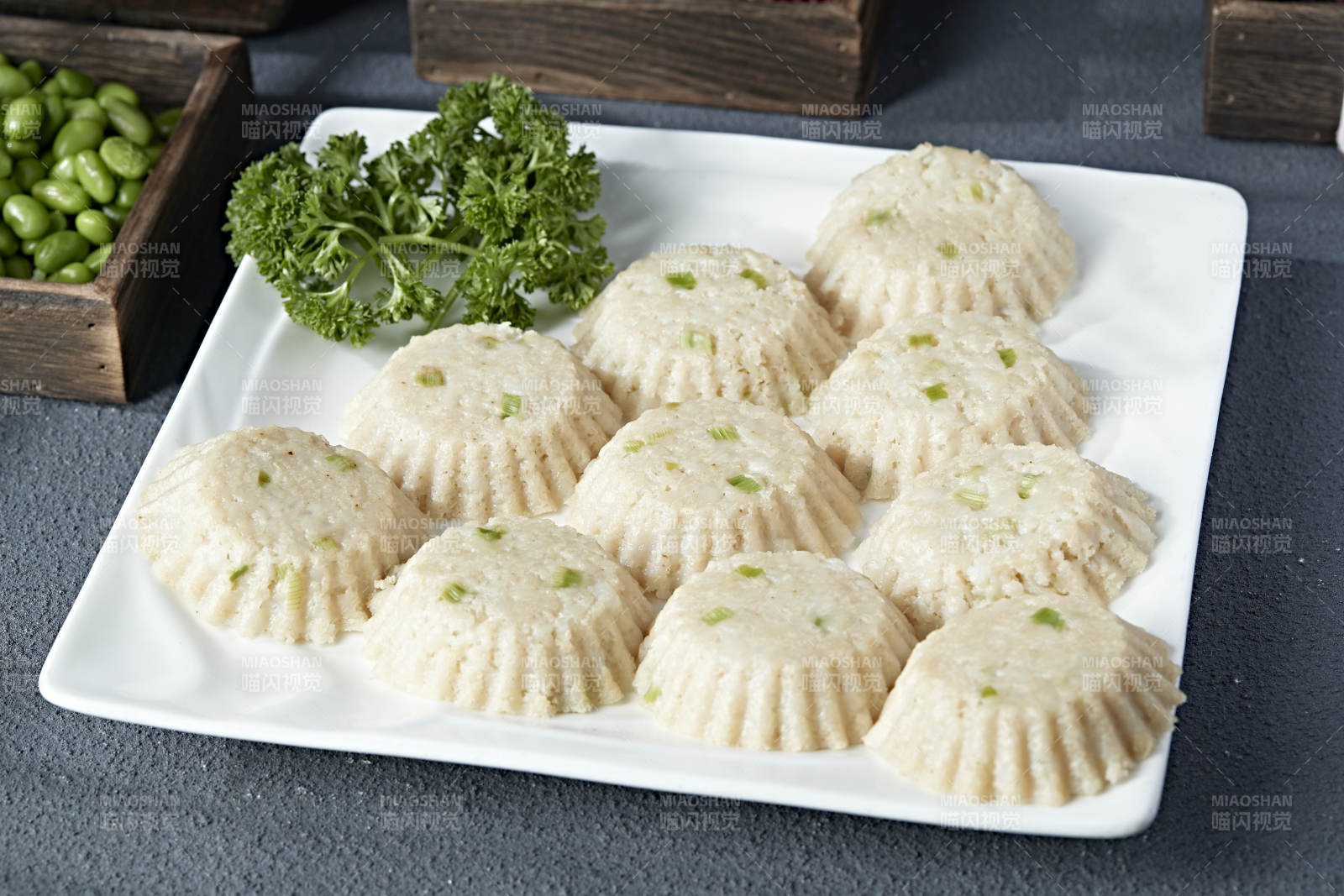 蛋挞造型的粗粮土豆莜面摩擦擦图片