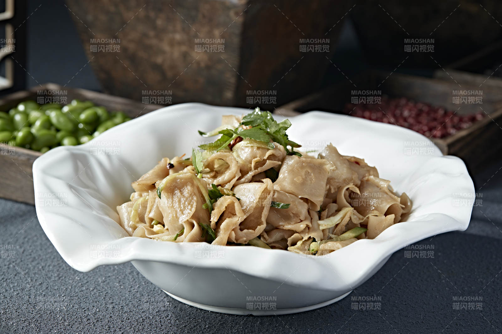 黄瓜丝香醋凉拌莜面窝窝图片