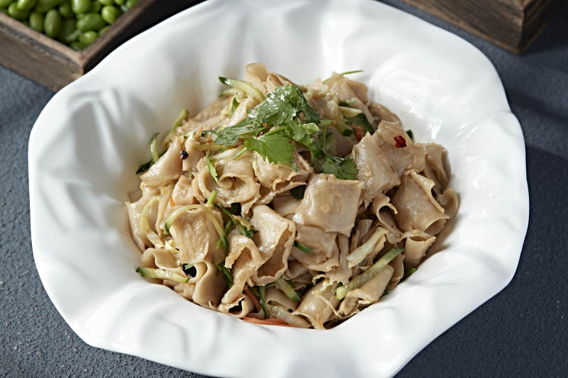 黄瓜丝香醋凉拌莜面窝窝图片