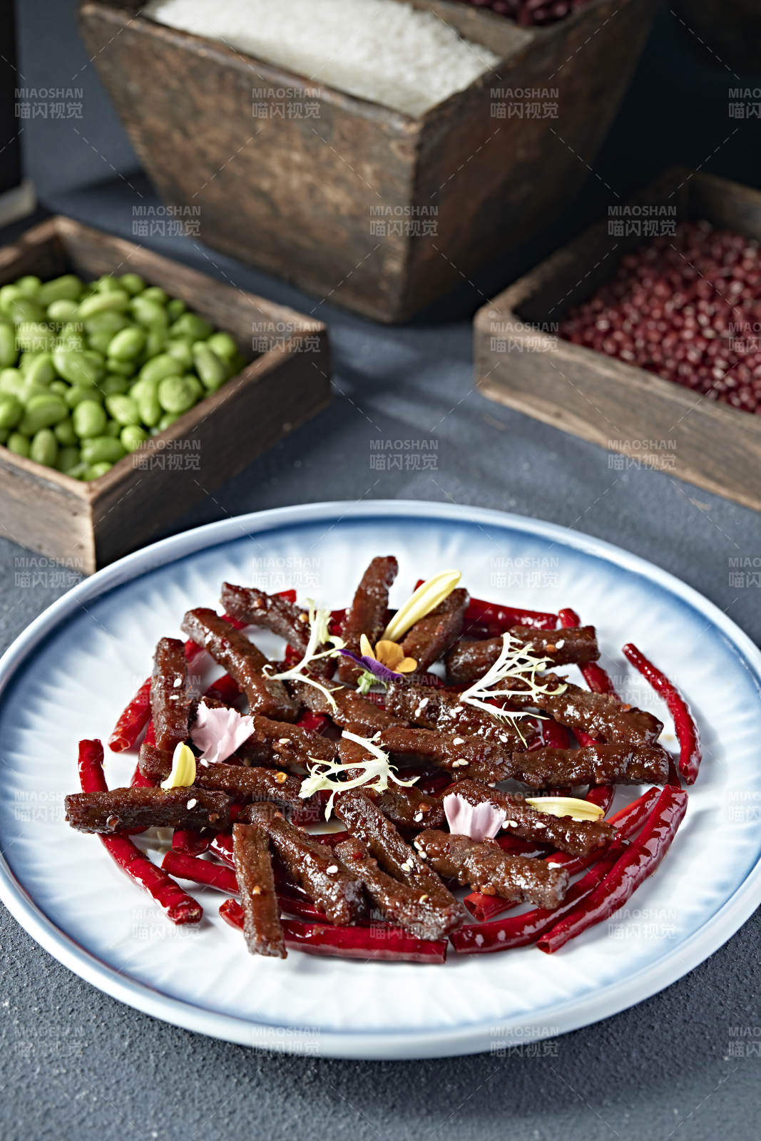 川味辣炒草原牛肉干图片