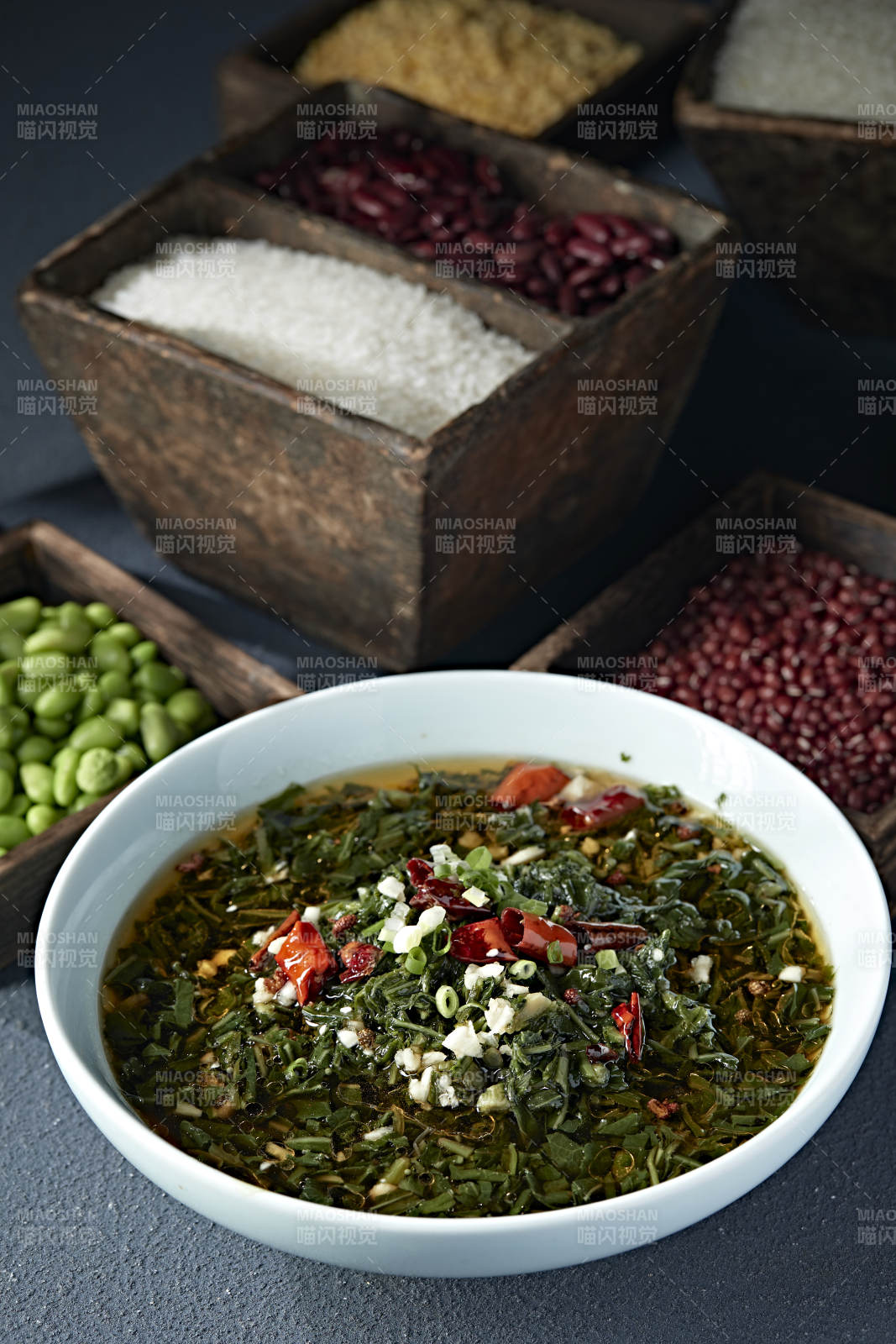 莜面蘸水野韭菜蒜末辣椒油图片