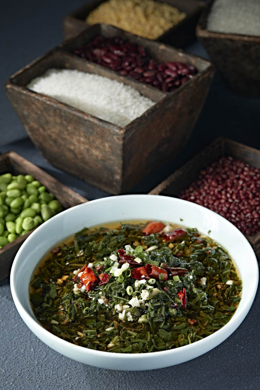 莜面蘸水野韭菜蒜末辣椒油图片