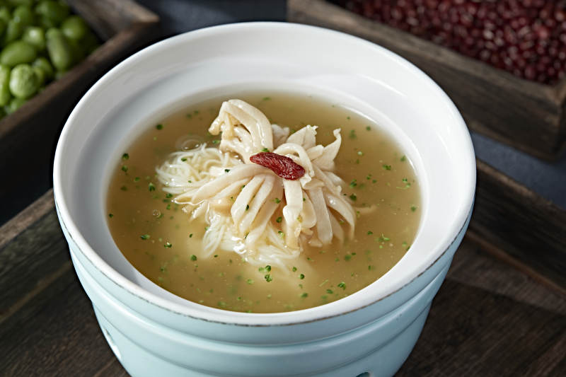 位菜营养滋补浓汤改刀菊花鲜鲍鱼图片