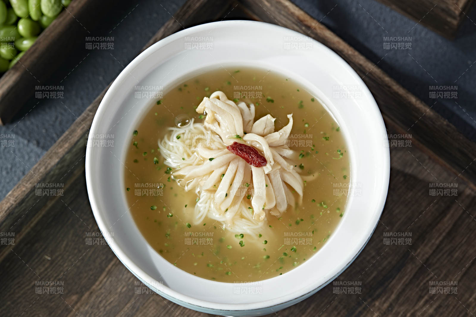 位菜营养滋补浓汤改刀菊花鲜鲍鱼图片