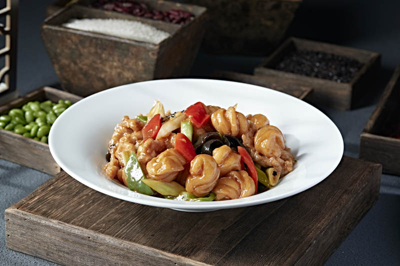 彩椒木耳葱香老大同过油肉炒花卷图片