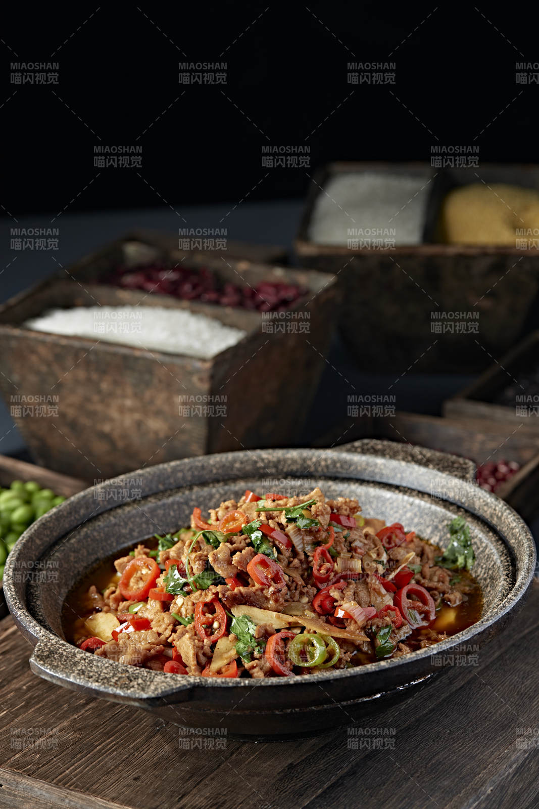 石锅湘味双椒小炒渣渣牛肉图片