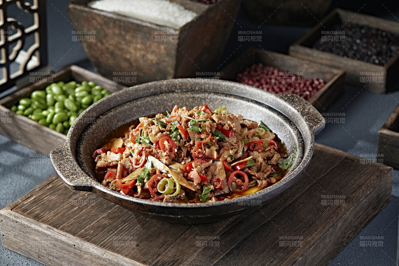 石锅湘味双椒小炒渣渣牛肉图片