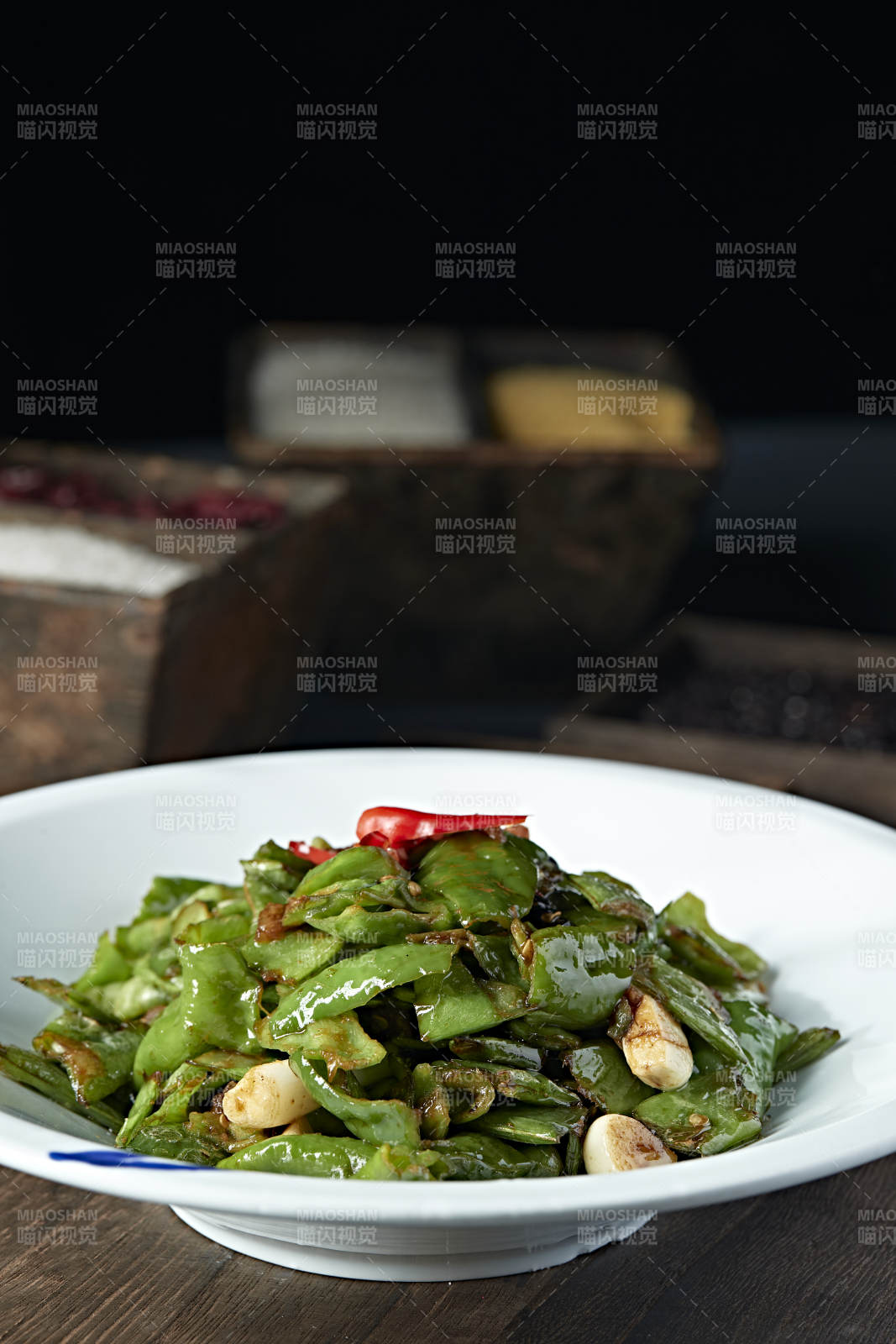 蒜香豆角爆炒青辣椒二荆条图片