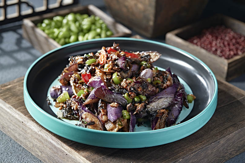 辣椒肉沫薄荷叶烧茄子图片