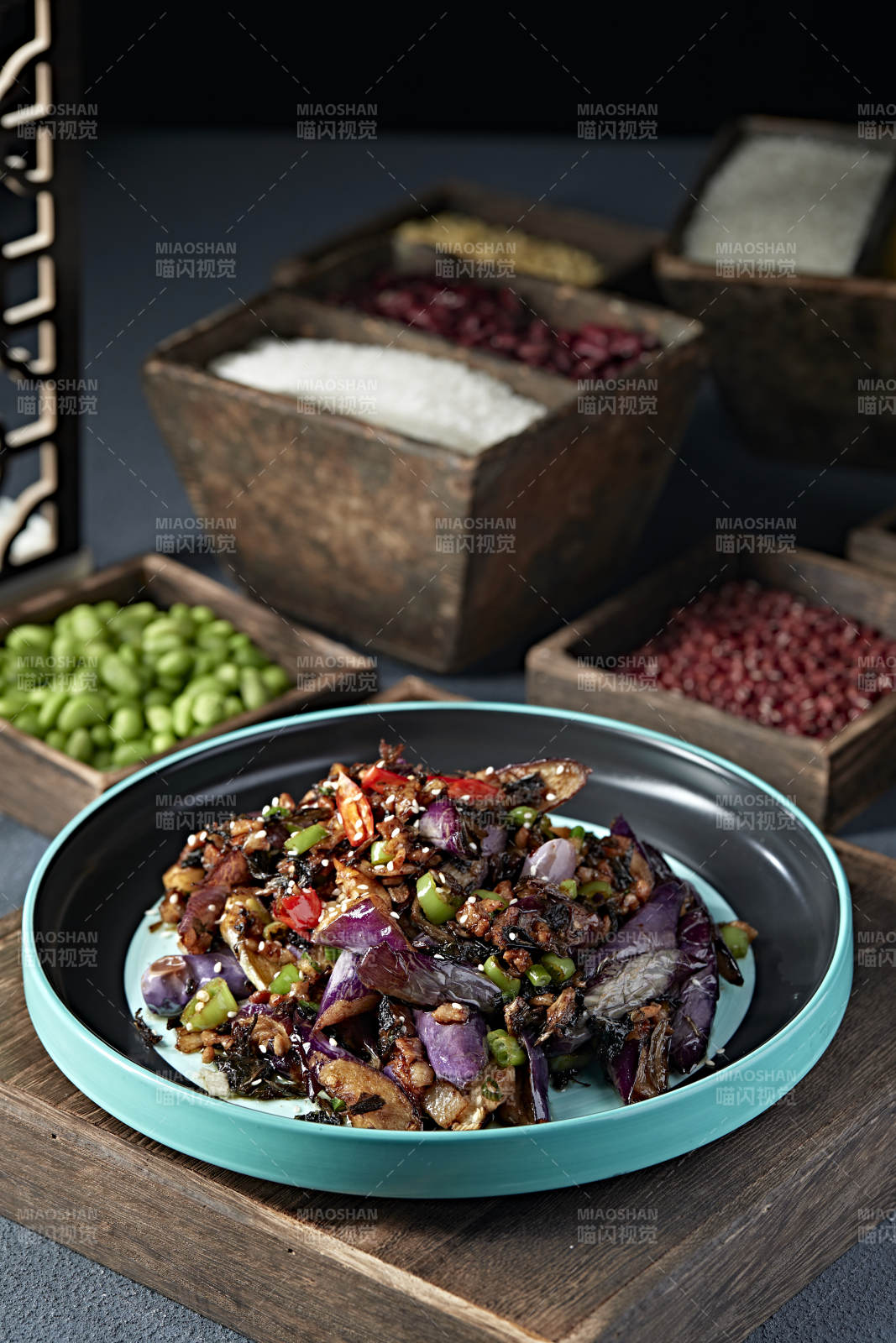 辣椒肉沫薄荷叶烧茄子图片