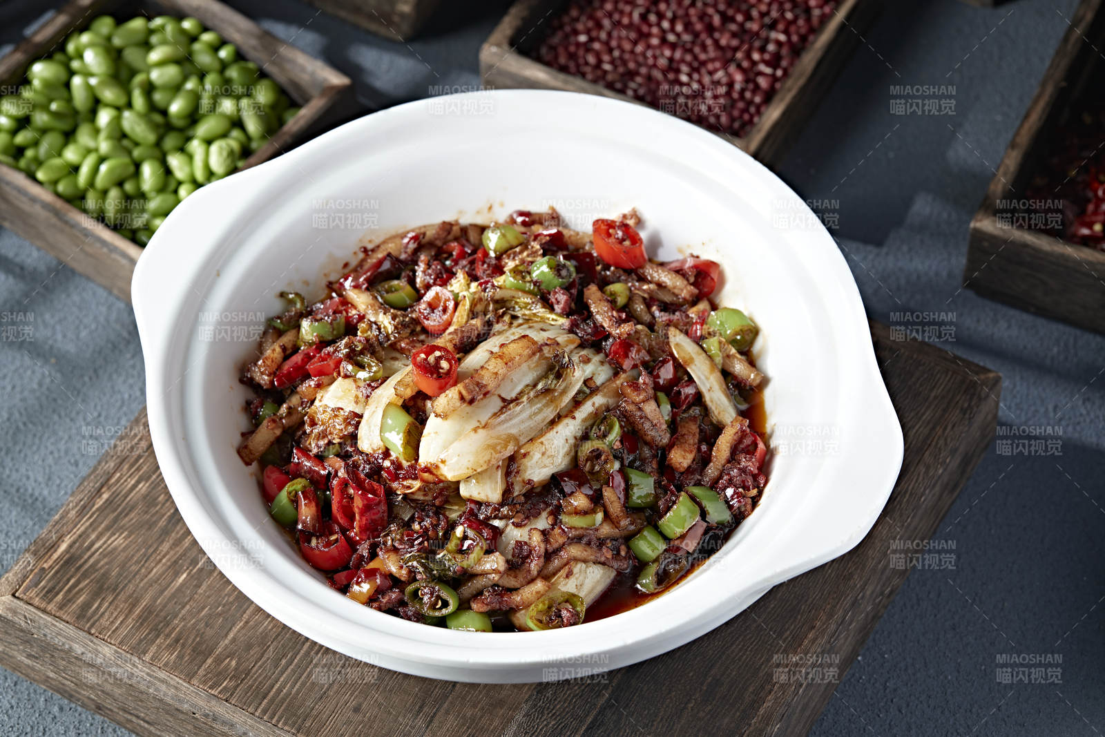 石锅香辣肉丝酱烧酱爆娃娃菜图片