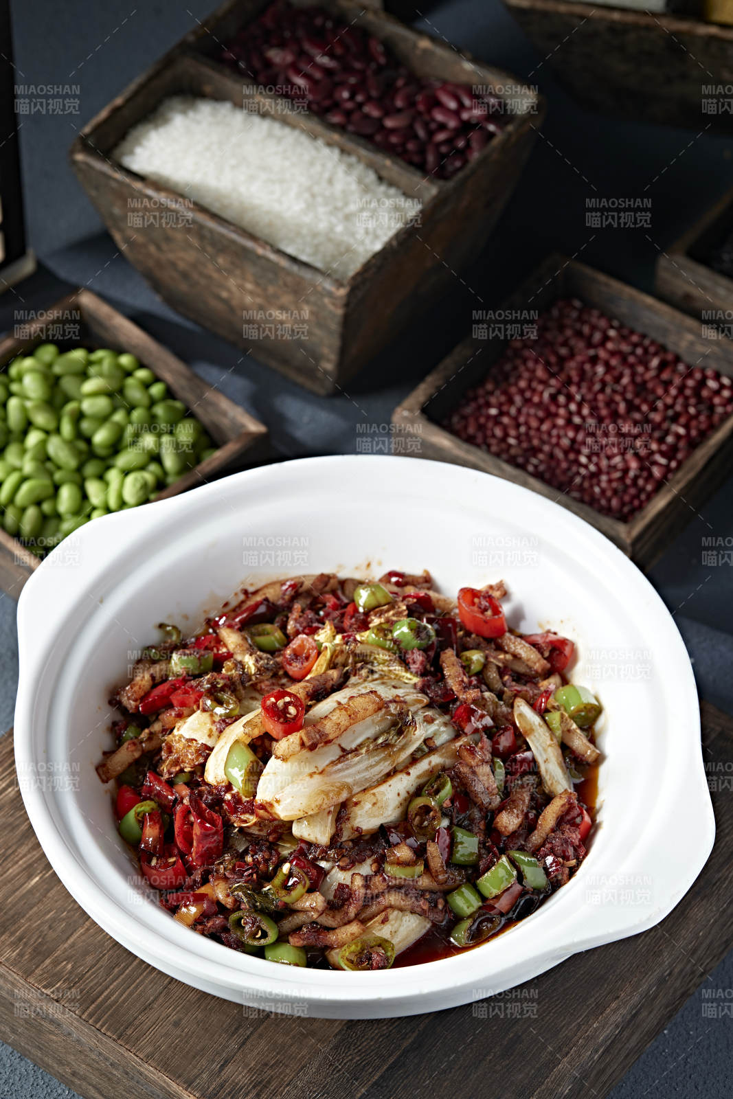 石锅香辣肉丝酱烧酱爆娃娃菜图片