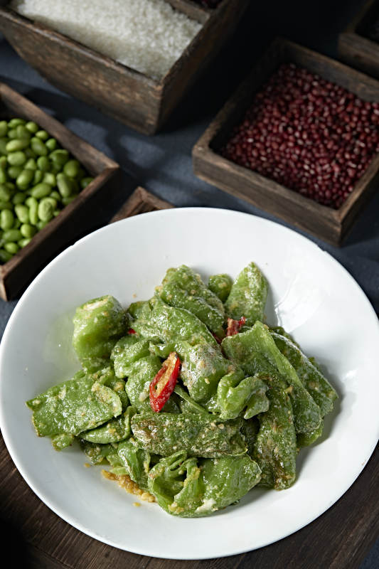 蒜末油炸冒泡虎皮尖椒图片