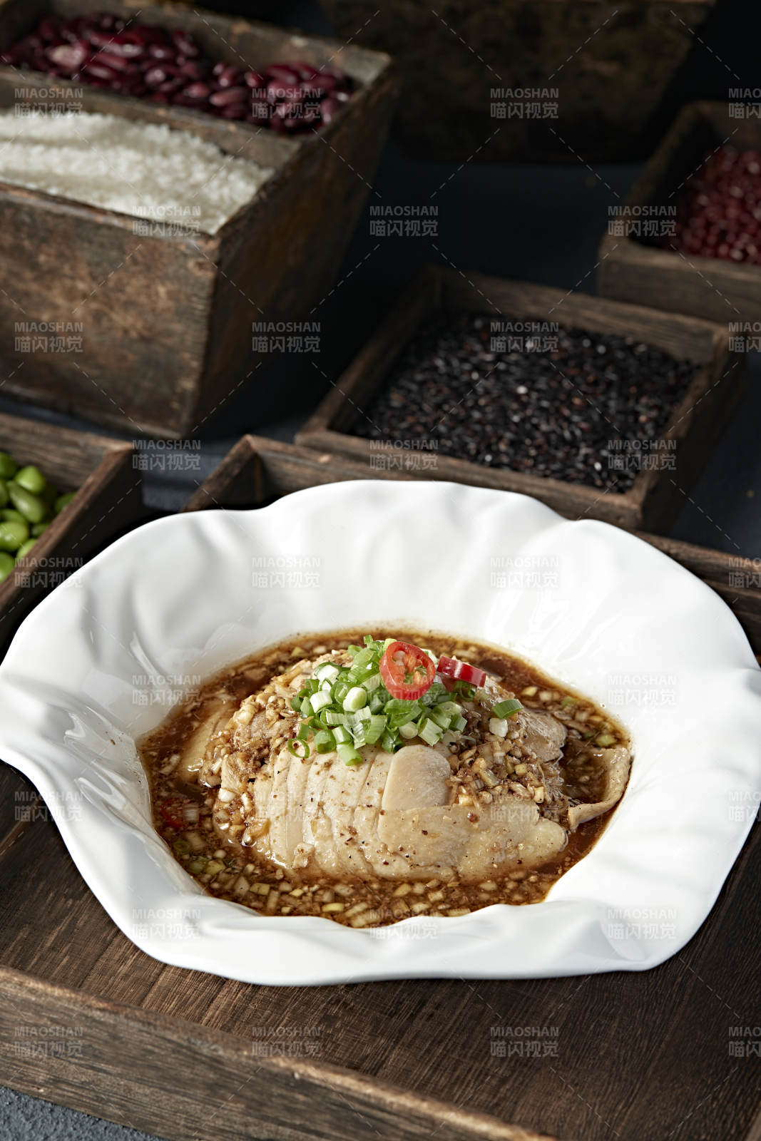 美味可口小凉菜川味口水鸡图片