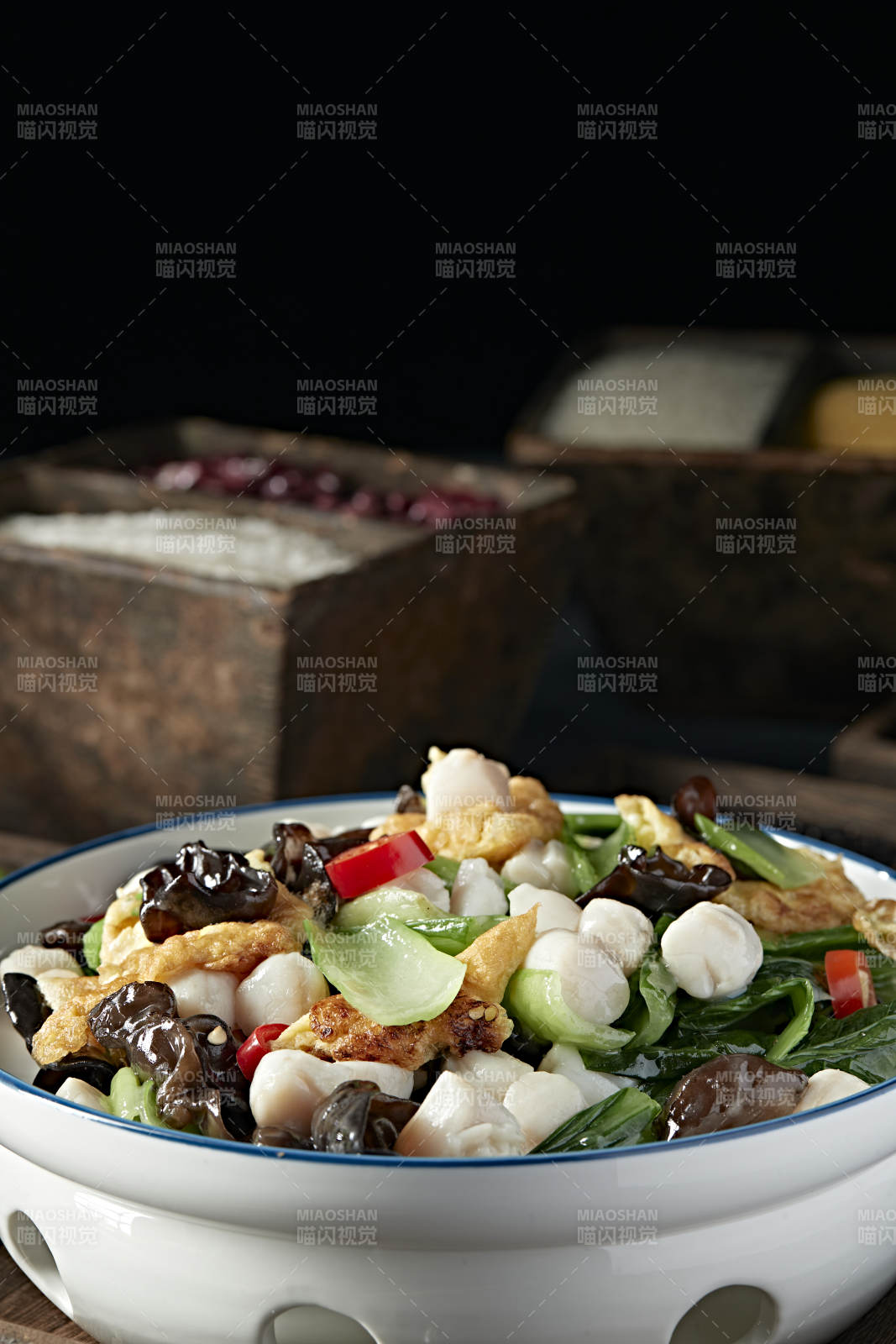 木耳煎蛋小白菜合炒扇贝丁图片