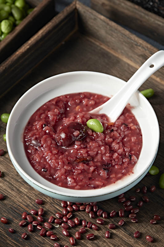 美味营养红豆薏米红枣杂粮粥图片