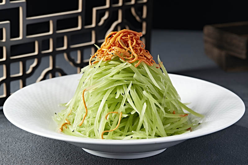 精美凉菜虫草花巧拌卤笋丝图片