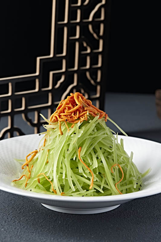 精美凉菜虫草花巧拌卤笋丝图片