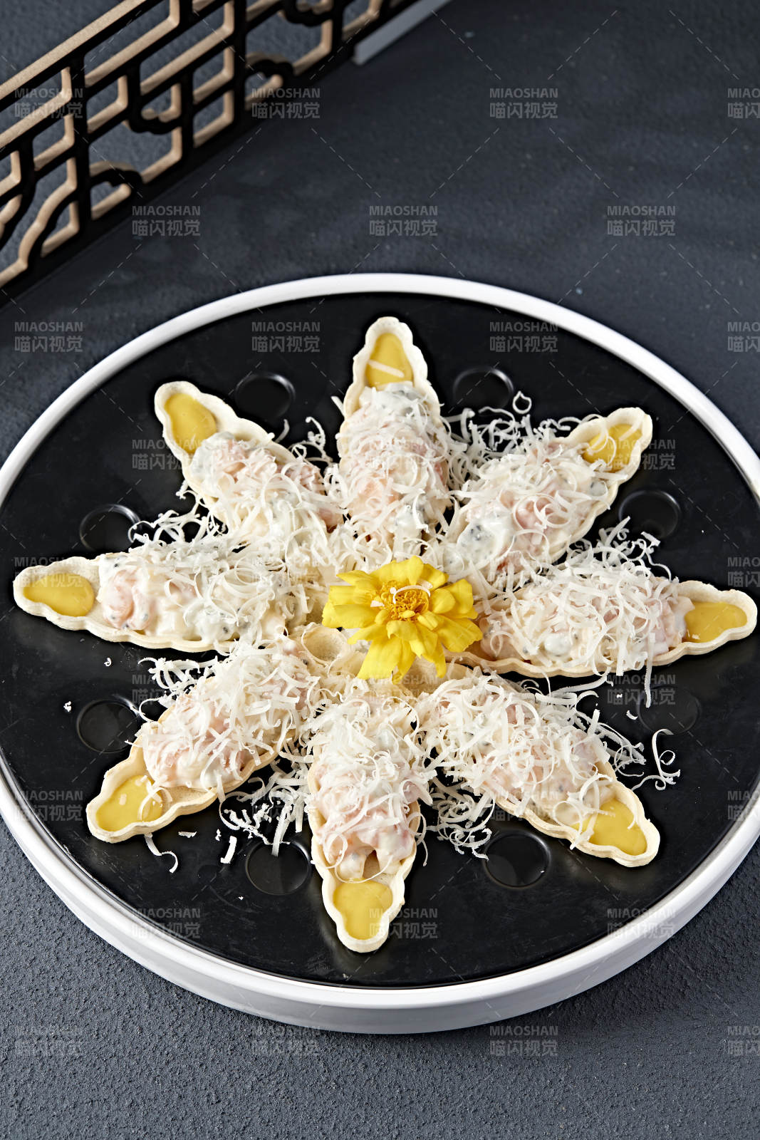 军舰水果沙拉芝士海虾仁图片