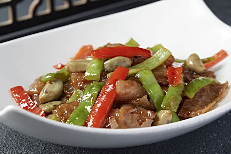 腊八蒜双椒炒猪皮图片