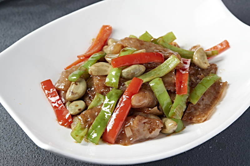 腊八蒜双椒炒猪皮图片